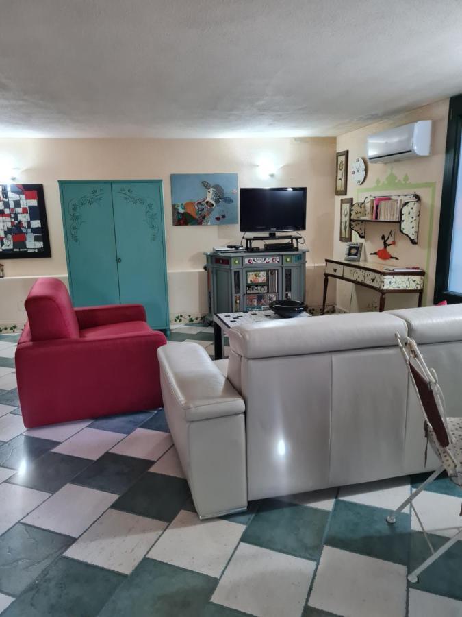 L'Antica Cantina Usini Zewnętrze zdjęcie